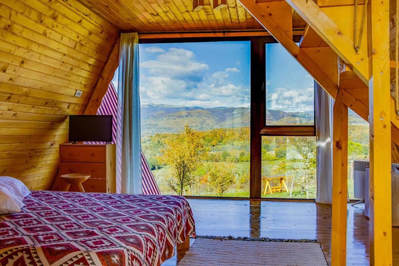 Hotel Pensiunea La Maria Lu' Sandoiu Poenari Zewnętrze zdjęcie