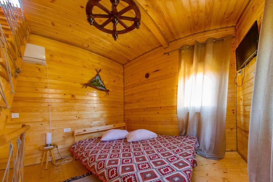Hotel Pensiunea La Maria Lu' Sandoiu Poenari Zewnętrze zdjęcie